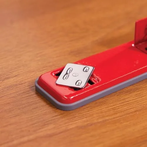 Swingline Stapler - Cub Compact Desktop Stapler, 20 Sheet Capacity, Metal, Rio Red (S701070)