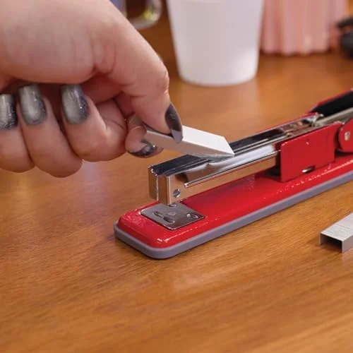 Swingline Stapler - Cub Compact Desktop Stapler, 20 Sheet Capacity, Metal, Rio Red (S701070)