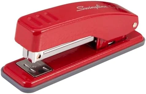 Swingline Stapler - Cub Compact Desktop Stapler, 20 Sheet Capacity, Metal, Rio Red (S701070)